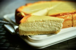 Käsekuchen nach Omas Rezept  – Das Original so saftig & lecker