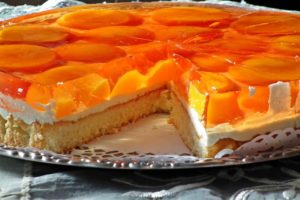 Spiegeleikuchen – Rezept für Pfirsich-Schnitten vom Blech