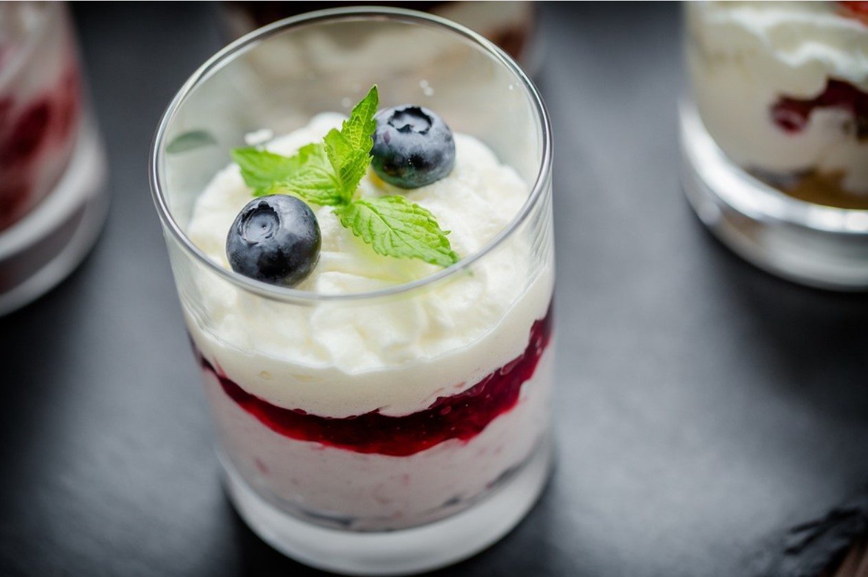 Nachtisch im Glas – Schokokuss Dessert für Eilige
