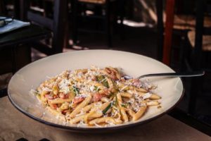 Fehler, die jeder bei Béchamelsauce macht