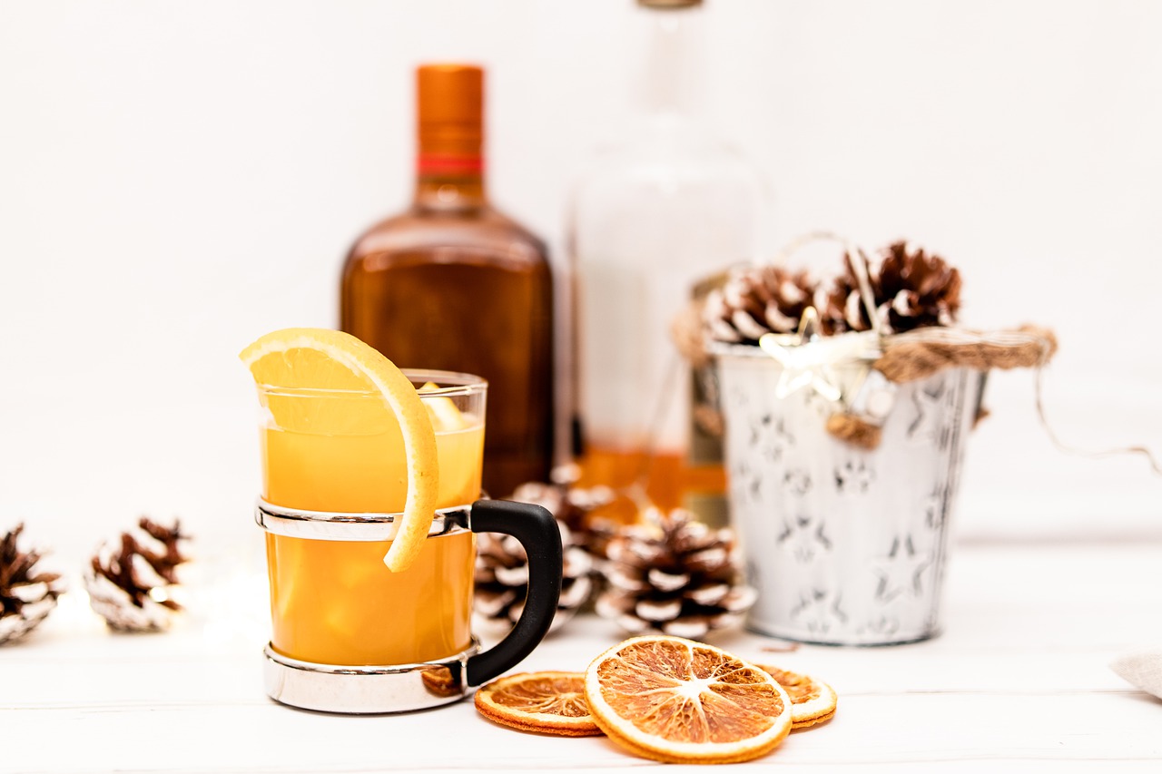 Für den perfekten Glühwein benötigen Sie genau diese 6 Gewürze