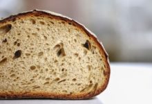 Krustenbrot Rezept - Einfach und schnell ein Brot selber backen