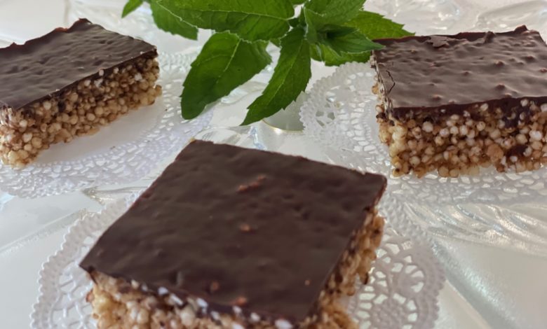 Quinoa Riegel mit Schokolade Dessert